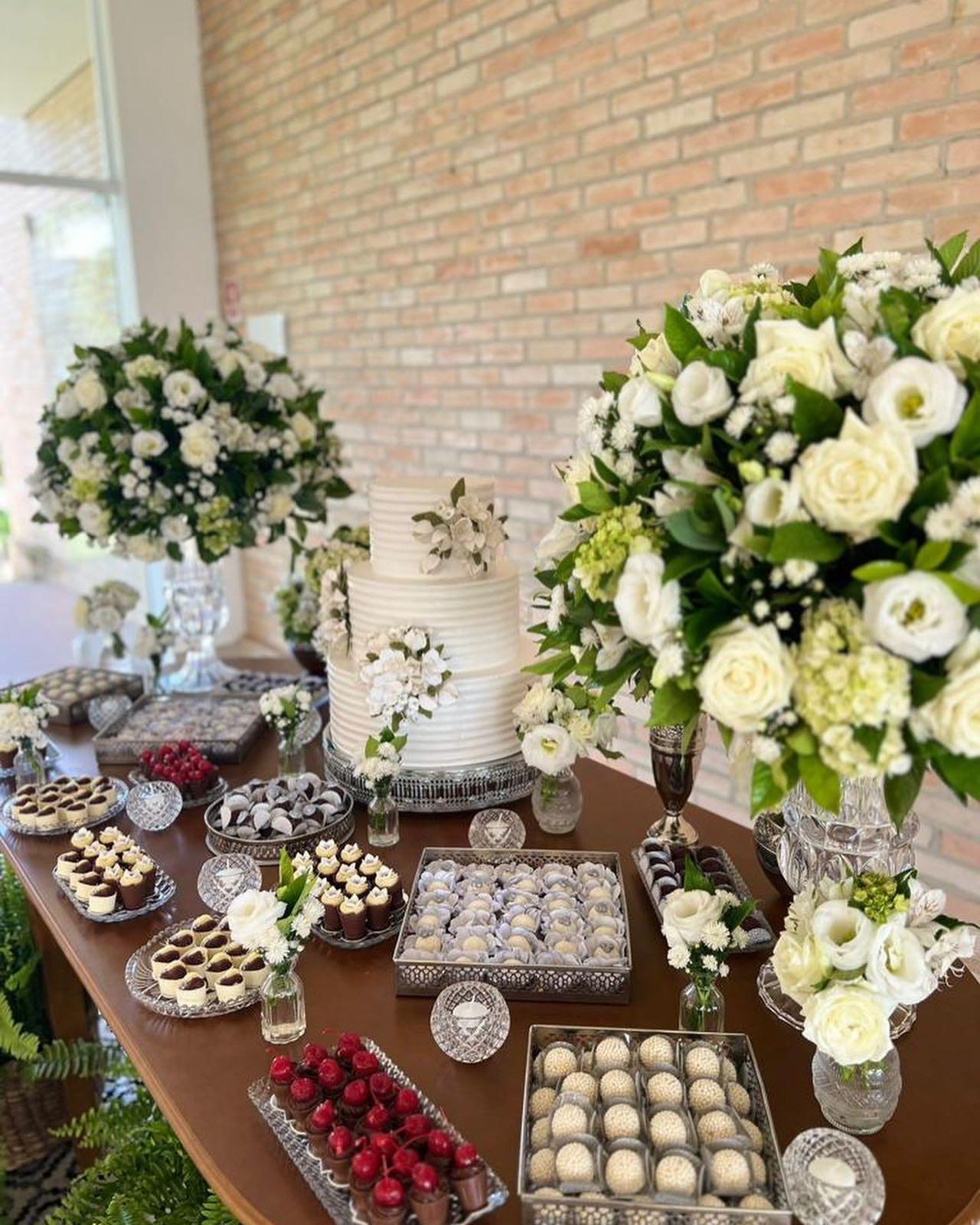 Arranjo floral 9 — Ateliê da Flor by Anderson